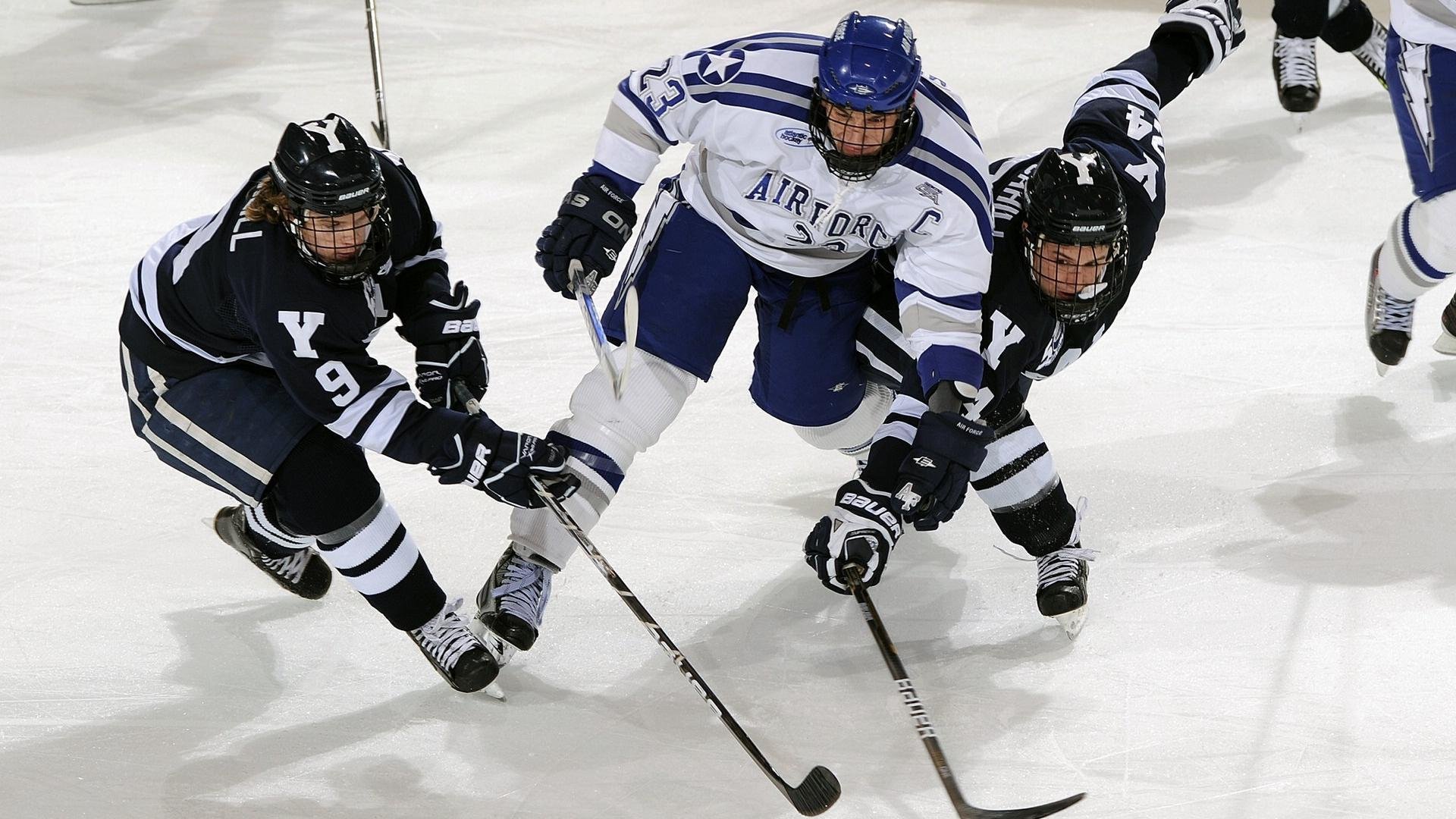 独行侠推动电竞与篮球融合，独行侠的主场叫做